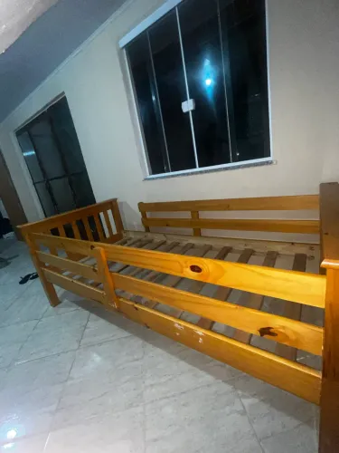 Sofá Cama de Madeira Maciça 3 em 1 - Vira Cama de Casal/Solteiro