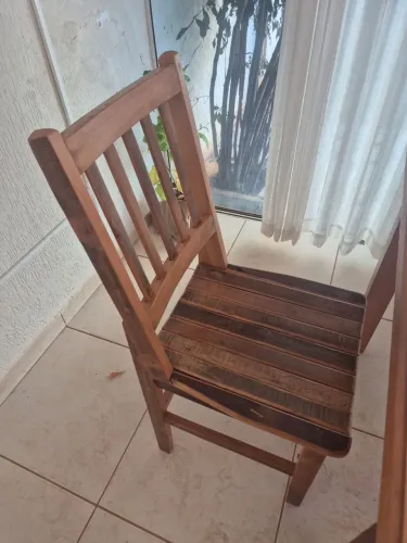 Cadeiras de Madeira Rústica 