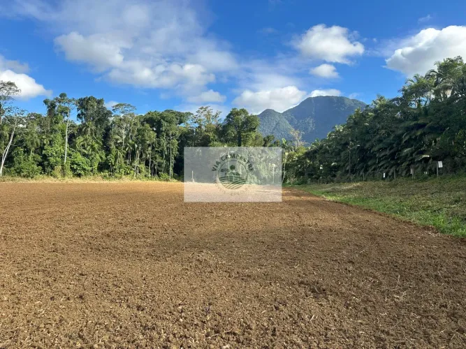 Terreno para sitio em Pirabeiraba, com 21.317 m², com documentação 100% em ordem, escritur
