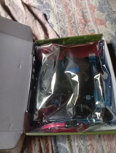 Placa mãe memória ram ddr3 cooler e processador 3° geração 
