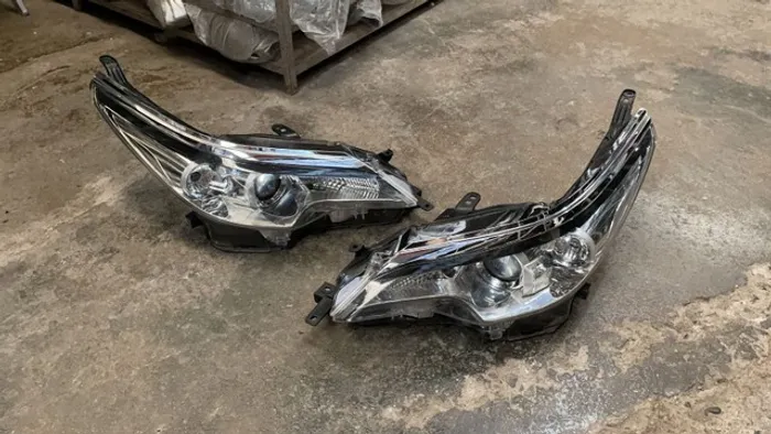 Farol Hilux Sw4 2016 2017 2018 2019 2020