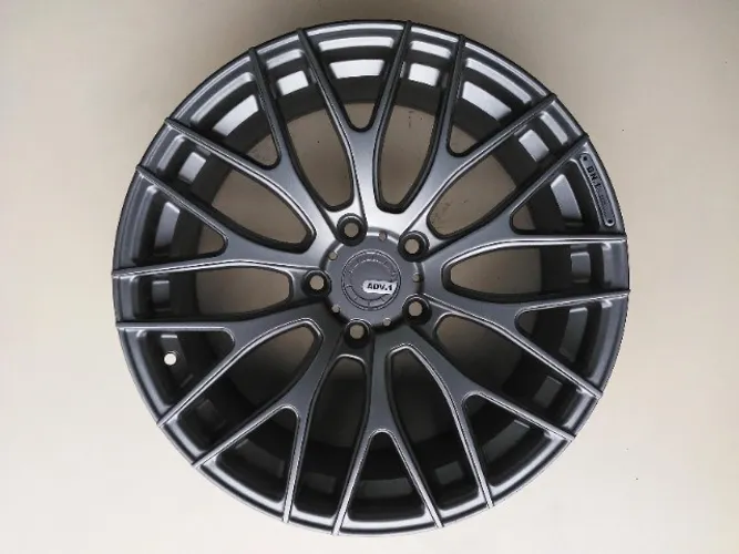 Rodas Esportivas 5D5 ADVI 5x114 18x8 44 Grafite Semi Brilho Seminova 54 