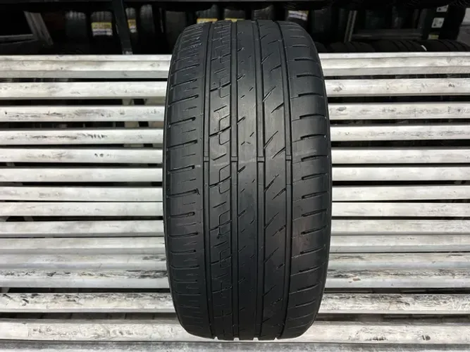 Pneu 215/45/17 Yeada YDA-226 R$239,00 / Pneu 215/45R17