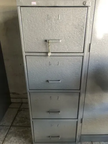 Arquivo 4 gavetas 