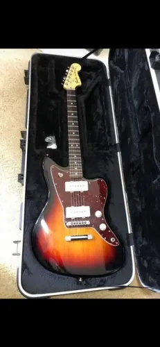 Guitarra Fender Jazzmaster American Special