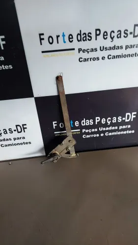 Máquina De Vidro Manual Da Porta Direita Do Fusca 75/85