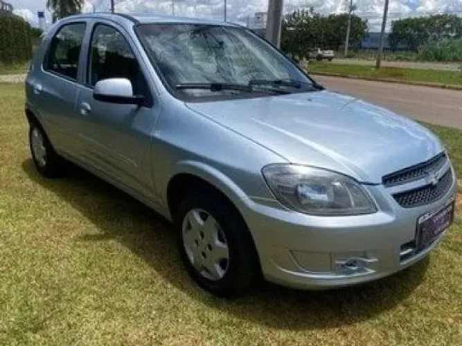 Celta 1.0 2012 para retirada de peças . 