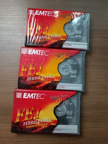 3 Fitas K7 Lacradas - Modelo Emtec FE I 90 min.
