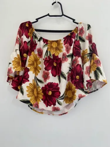 Bata croped floral