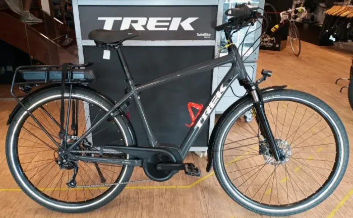 Bicicleta elétrica usada Trek Verve+ (tamanho M)