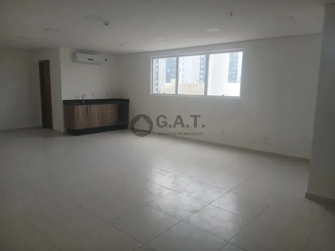 Sala Comercial para Locação em Votorantim-SP, Parque Bela Vista: 1 sala, 2 banheiros, 1 va