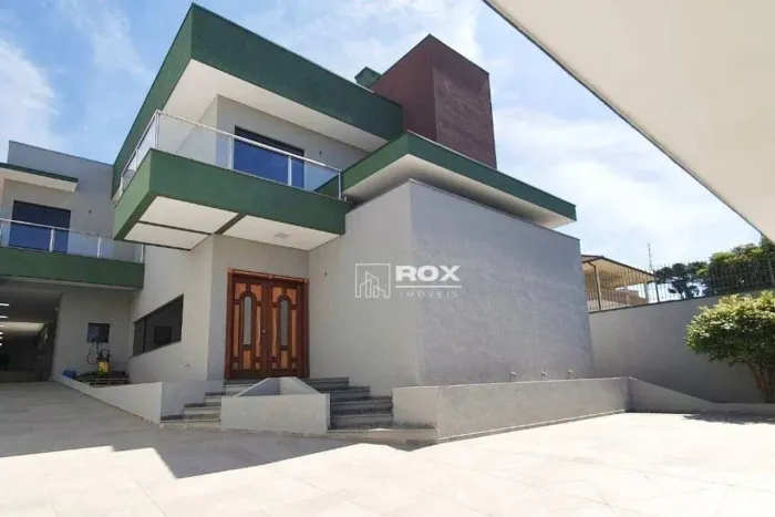Sobrado com 4 quartos à venda, 520 m² - Aristocrata, São José dos Pinhais/PR