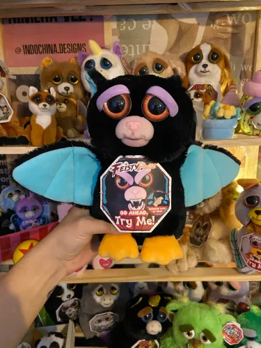 Ursula Feisty Pets Original