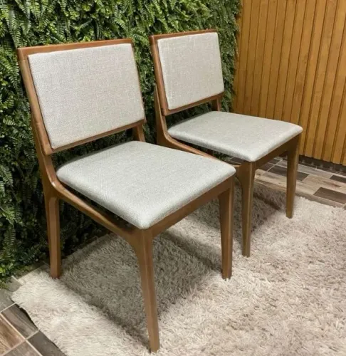 Cadeira 100% madeira maciça 