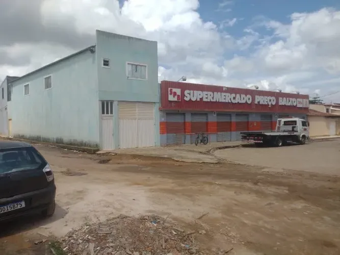 Prédio Comercial para Venda ou Locação- 540 m² - no Bairro Zabelê