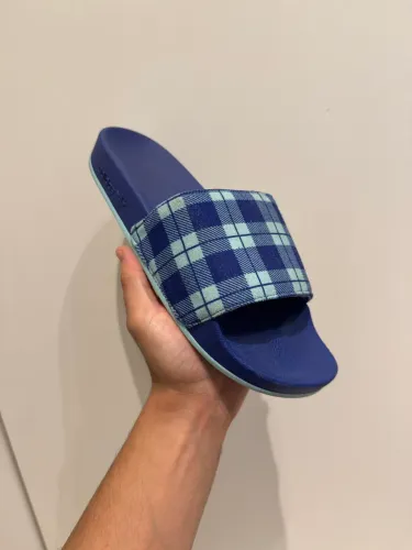 Chinelo Adidas Adilette - Tamanho 38/39
