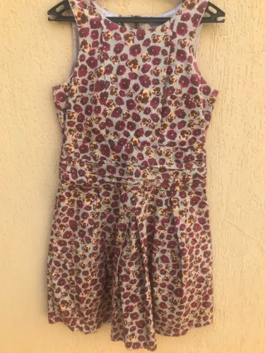 Vestido Com Estampa Floral Da Marca La Chocolê