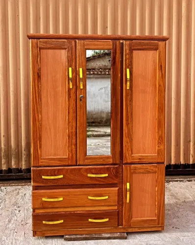GUARDA ROUPA COMPLETO DE MADEIRA MACIÇA NOVO!