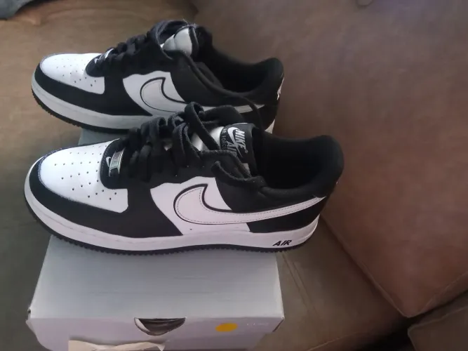 Tênis Nike Air Force 1 - Tamanho 39