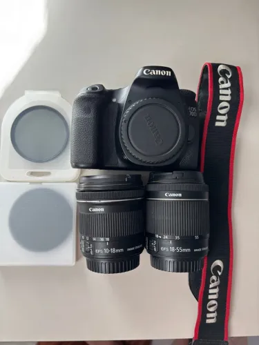 Câmera Canon EOS 70D com Lentes e Filtros