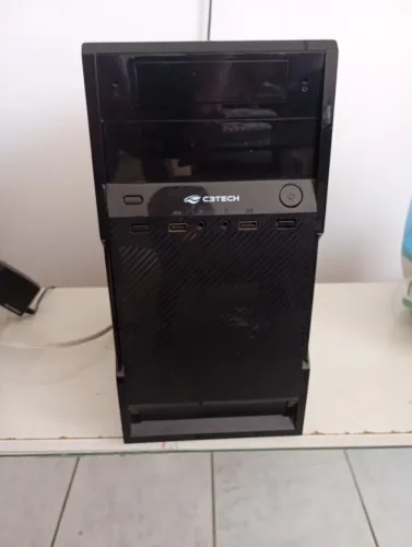 Vende-se 04 Computadores PC CPU Sem Monitor e Sem Acessórios