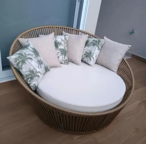 CHAISE ORBITAL COM TECIDO IMPERMEÁVEL
