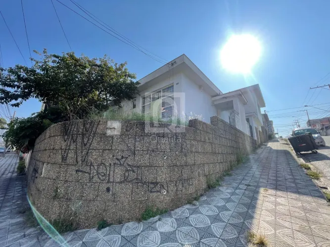 Casa térrea comercial na vila carvalho Sorocaba