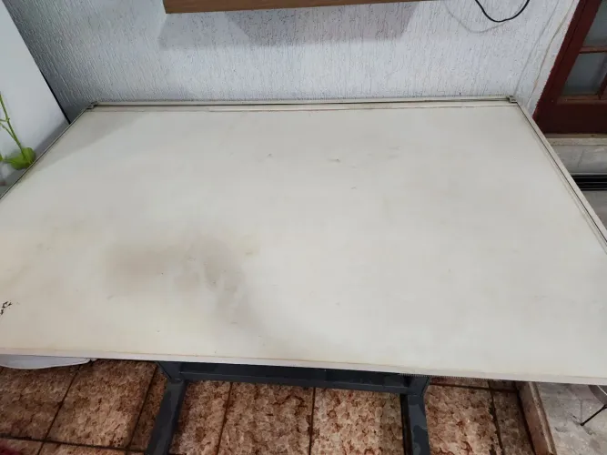 Mesa  para desenho técnico projetos (150cx100lx90a)