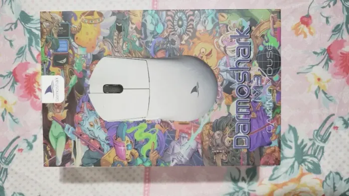 Mouse Gamer Motospeed Darmoshark M3 ? 26000 DPI, 3 Modos (Bluetooth, 2.4G e Fio), Sensor P