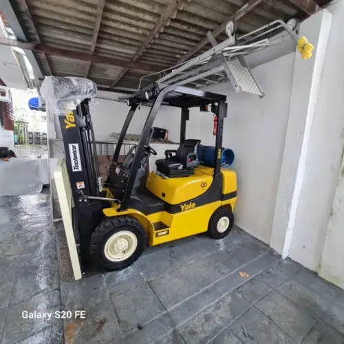 Empilhadeira Yale