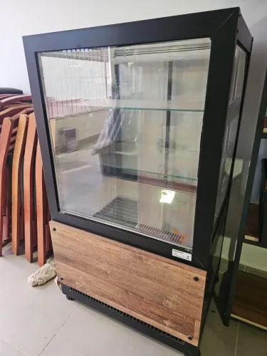 Balcão refrigerado expositor frio Ômega