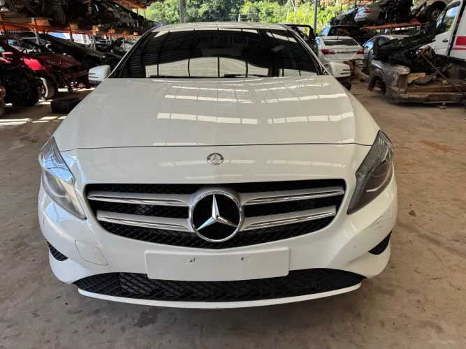 Mercedes a200 1.6 turbo em peças