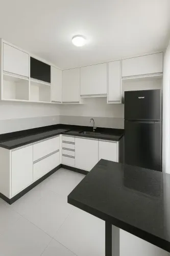 WA - Casa Duplex 3 quartos com suite em colina de Laranjeiras 900.000,00