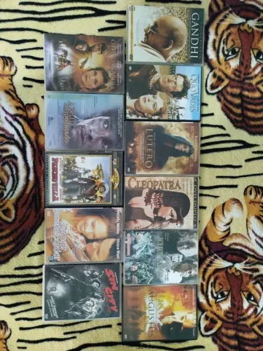 Coleção de DVDs de filmes clássicos