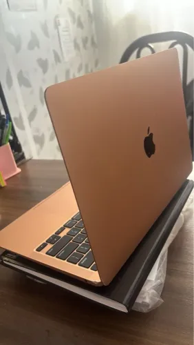 MacBook Air M1 - Rose Gold