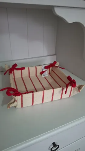 Cesta de tecido para pães e decoração