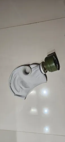 Máscara de gás soviética GP-5