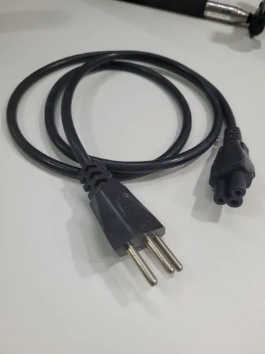 Cabo de força para PC - 3 pinos