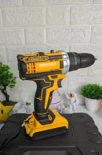 Furadeira e Parafusadeira 21v Impacto kit completo 2 baterias