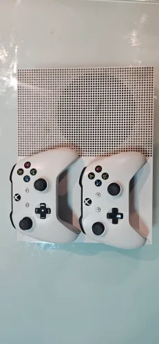 Xbox One Branco com 2 Controles (aceito troca)