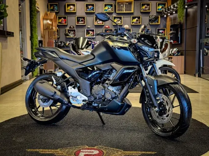YAMAHA FAZER FZ15 CONNECTED ABS 2025