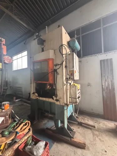 Prensa Hidráulica 85 Ton.