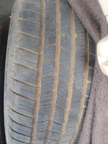 Pneus 255 65 17 os 4 por 500 Top desapego marca Michelin