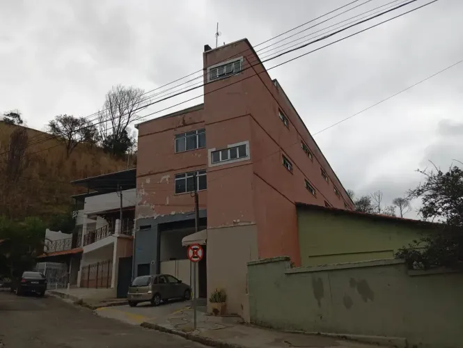 Imóvel para aluguel com 36 metros quadrados com 1 quarto em Santa Terezinha - Juiz de Fora