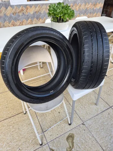 Vendo um par de pneu 195/50/16