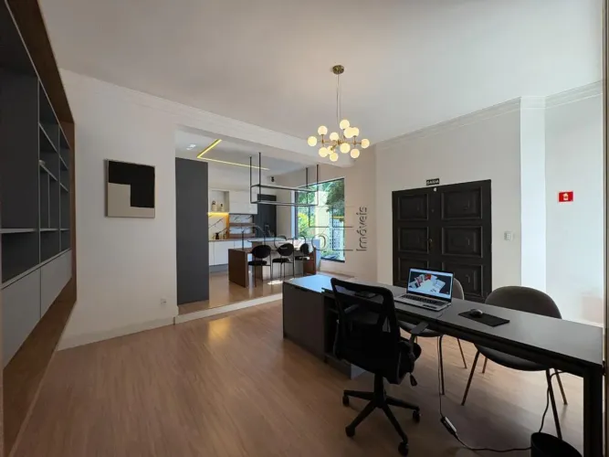 Casa à venda em Campinas, Jardim das Paineiras, com 4 quartos, com 325 m²
