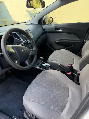 Hyundai HB20S C.style/c.plus1.6 Flex 16V Aut. 4P 2017