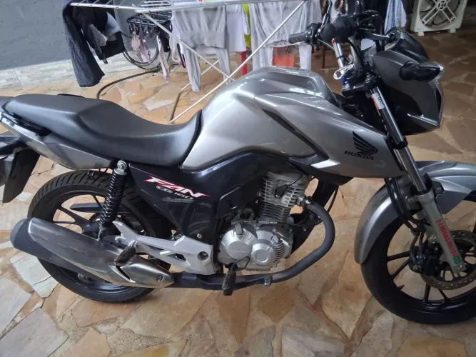 Honda CG 160 Fan 2023 - Único dono revisada