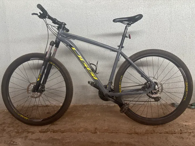 Bicicleta OGGI 29