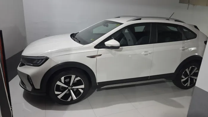 Volkswagen Nivus Highline 1.0 200 TSI Flex AUT 2024